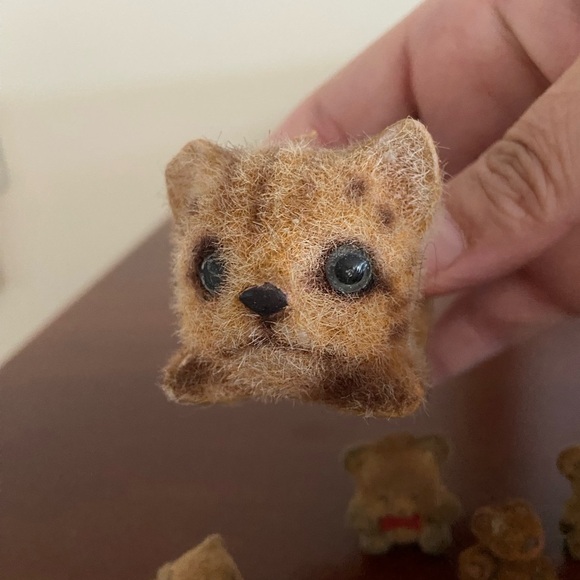 Vintage Flocked Animals Kitten Josef Squirrel and Bears - Picture 6 of 10